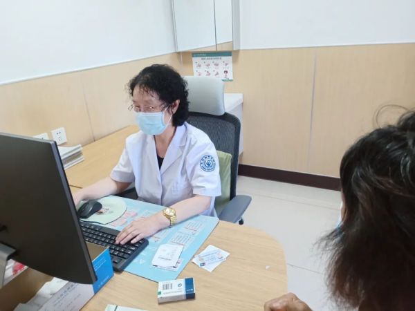 就诊须知(图13) 就诊须知(图13)
